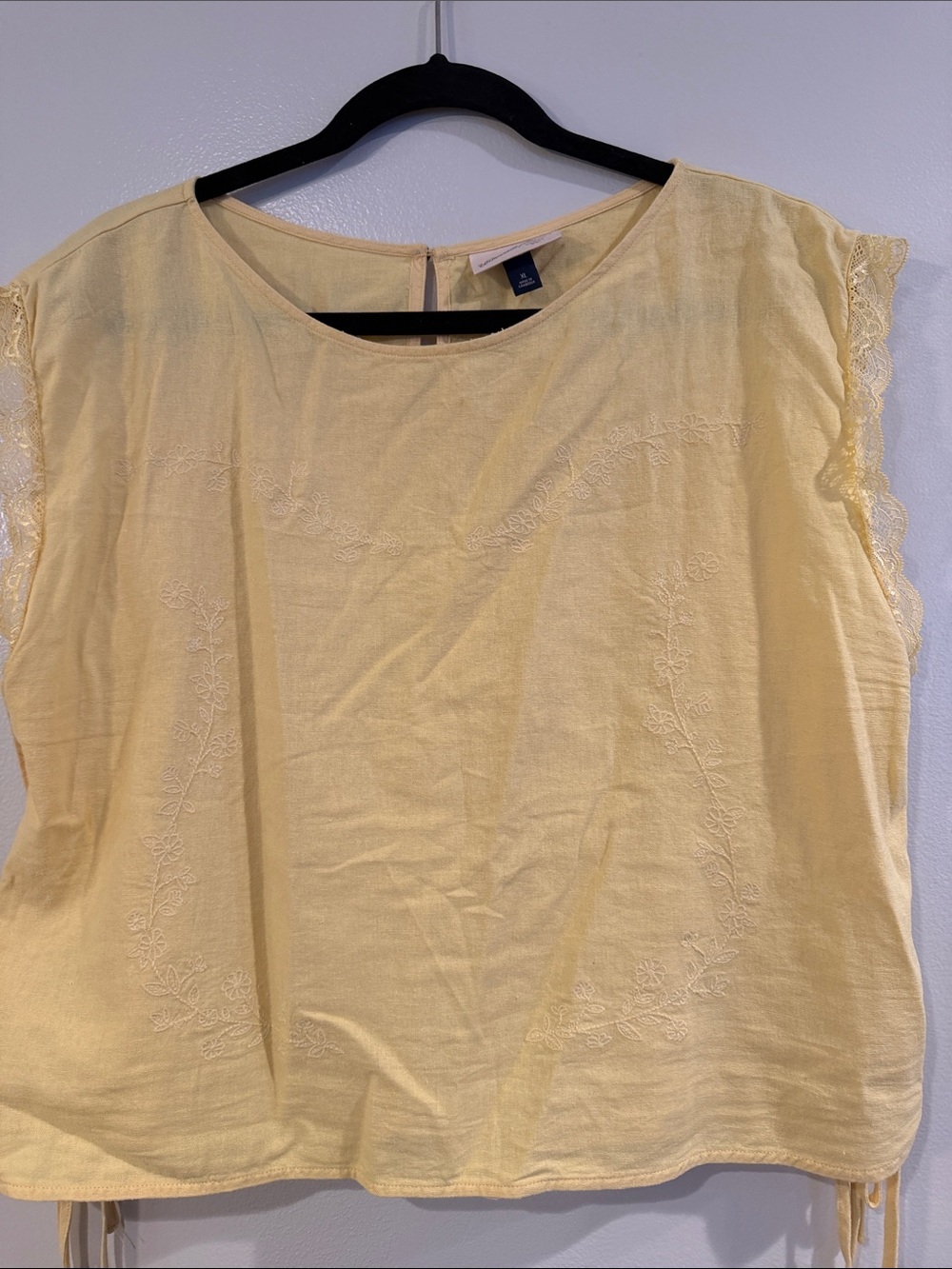 Universal Thread Pale Yellow Embroidered Flutter Sleeve Top